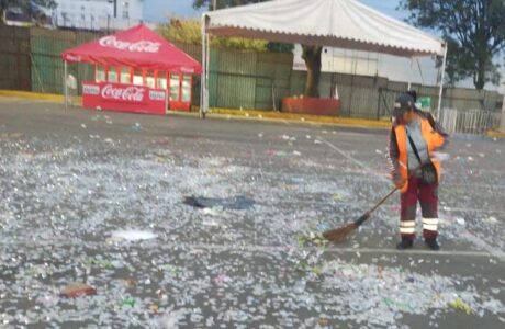 Despliegan operativo de limpieza relámpago en Toluca tras concierto de La Adictiva